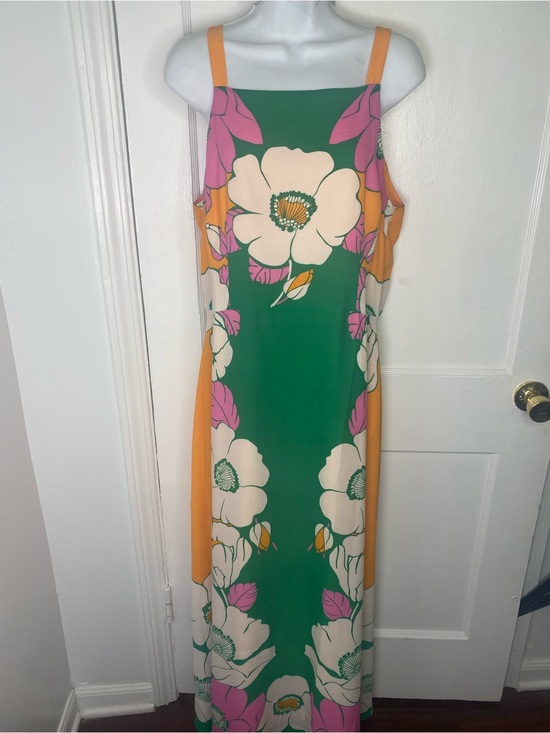 Maggy London Dresses & Skirts - Maggy London Green Floral Maxi Dress with Orange Straps
